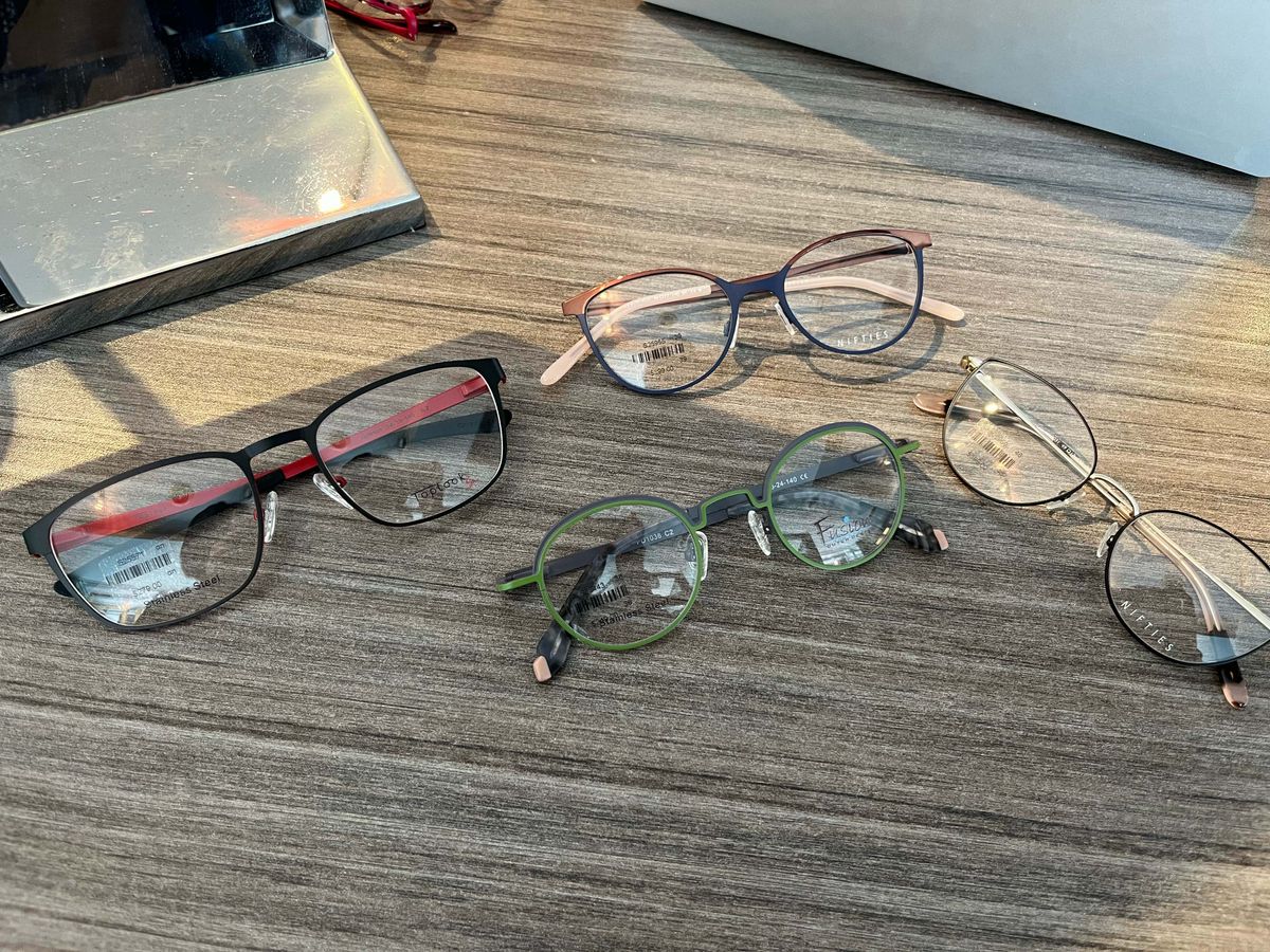 eyeglass